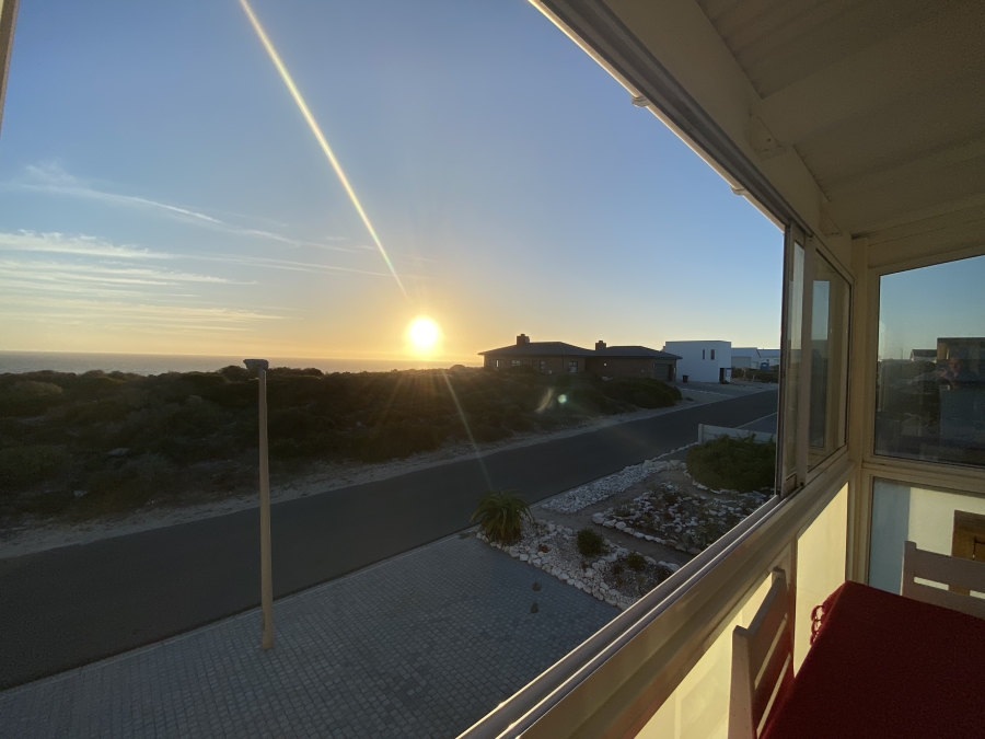 To Let 2 Bedroom Property for Rent in Yzerfontein Western Cape